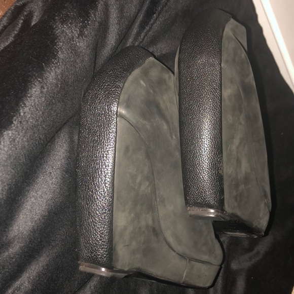 Balenciaga Nubuck Ankle Wedge Platform Booties🤩 - Picture 8 of 8